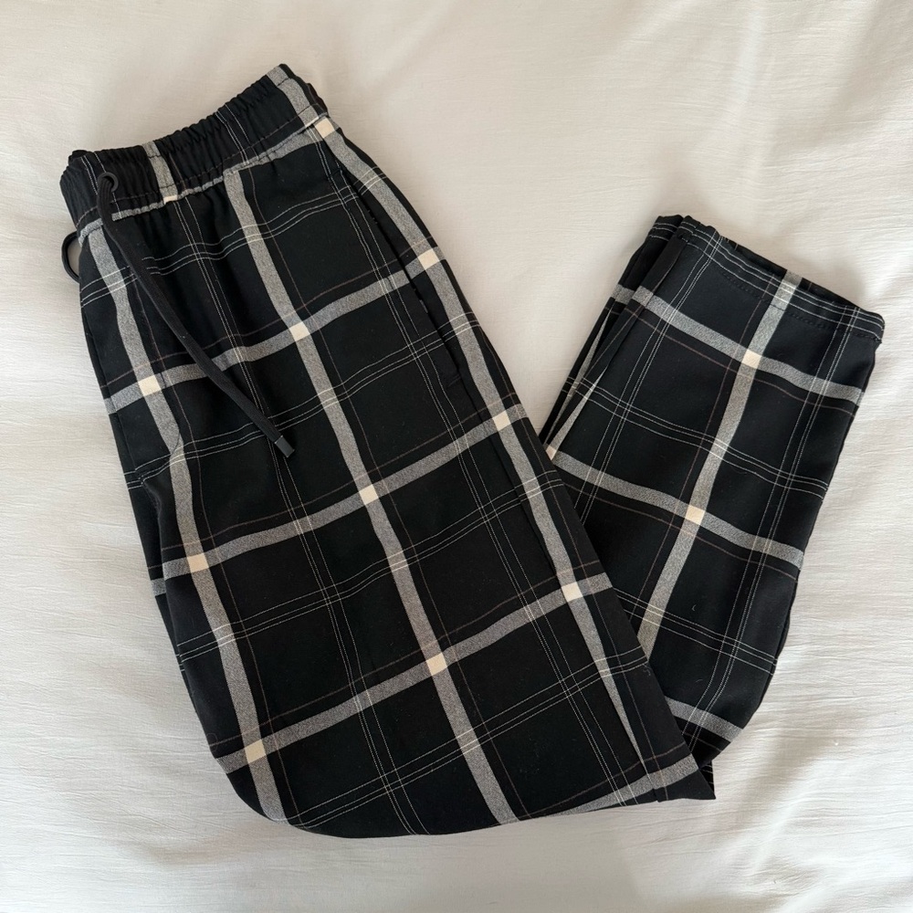 Black Plaid Jogger Pants Men’s Small ASOS